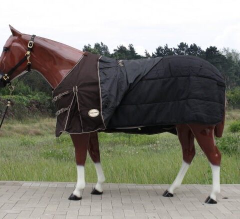 Derka "TOUGH HORSE" 1680D z dodatkowym wypełnieniem