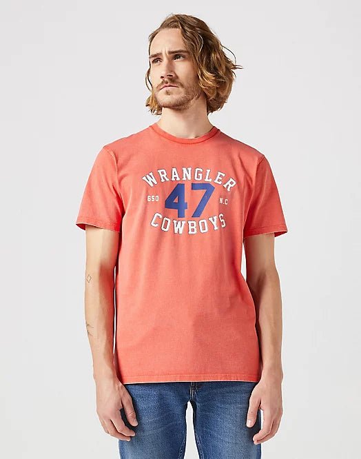 Wrangler GRAPHIC TEE IN BURNT SIENNA